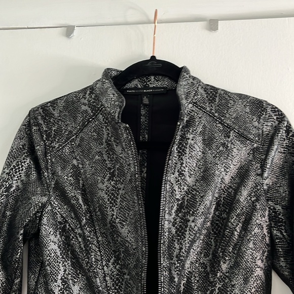 White House, black market, Foiled Denim Python-Print Peplum Jacket size XS - Picture 2 of 6